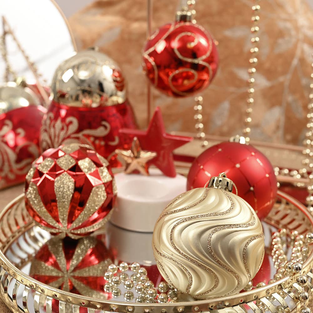 Glittery Red and Gold 16 Piece Christmas Ornament Set