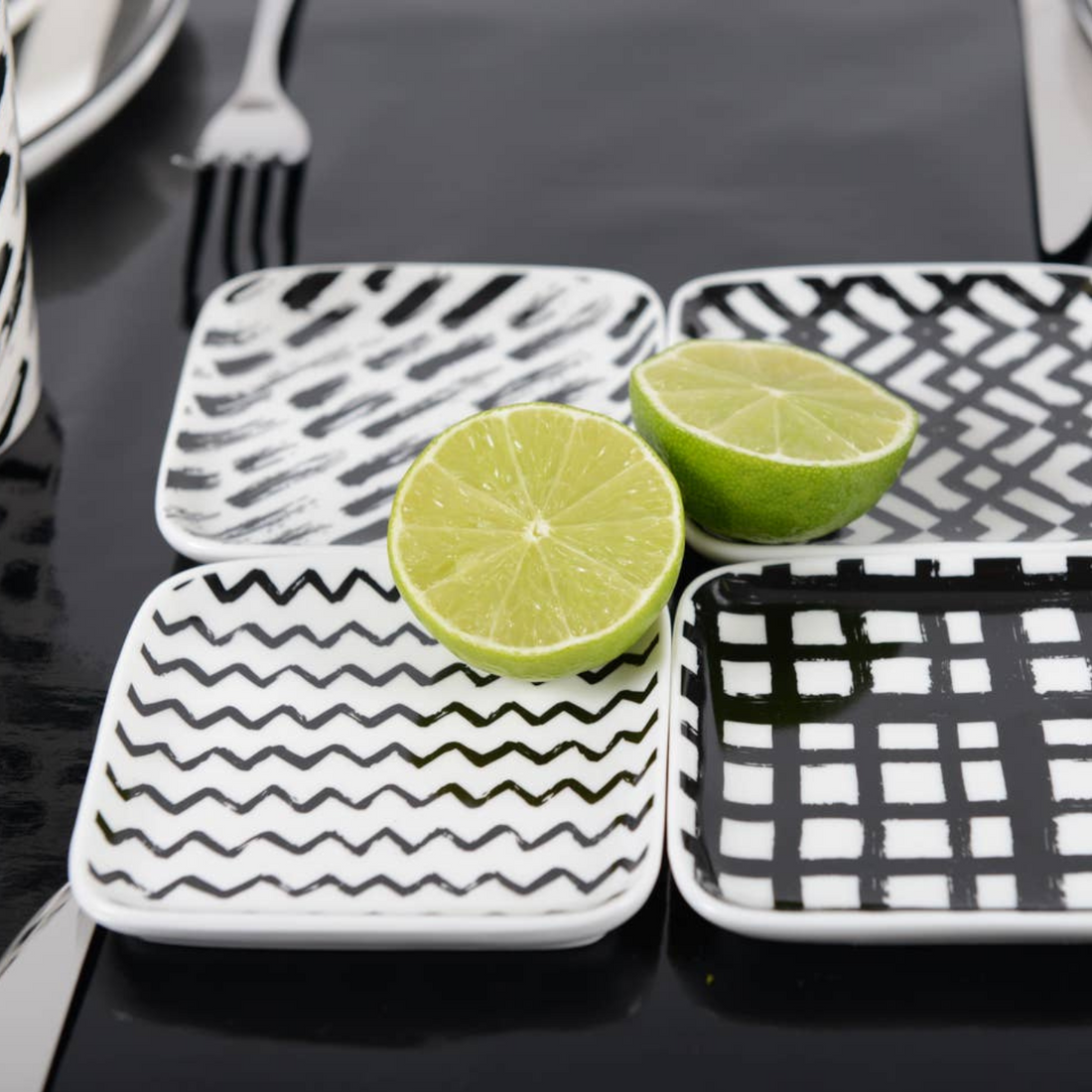 Black &amp; White Square Dessert Plate Set Of 4