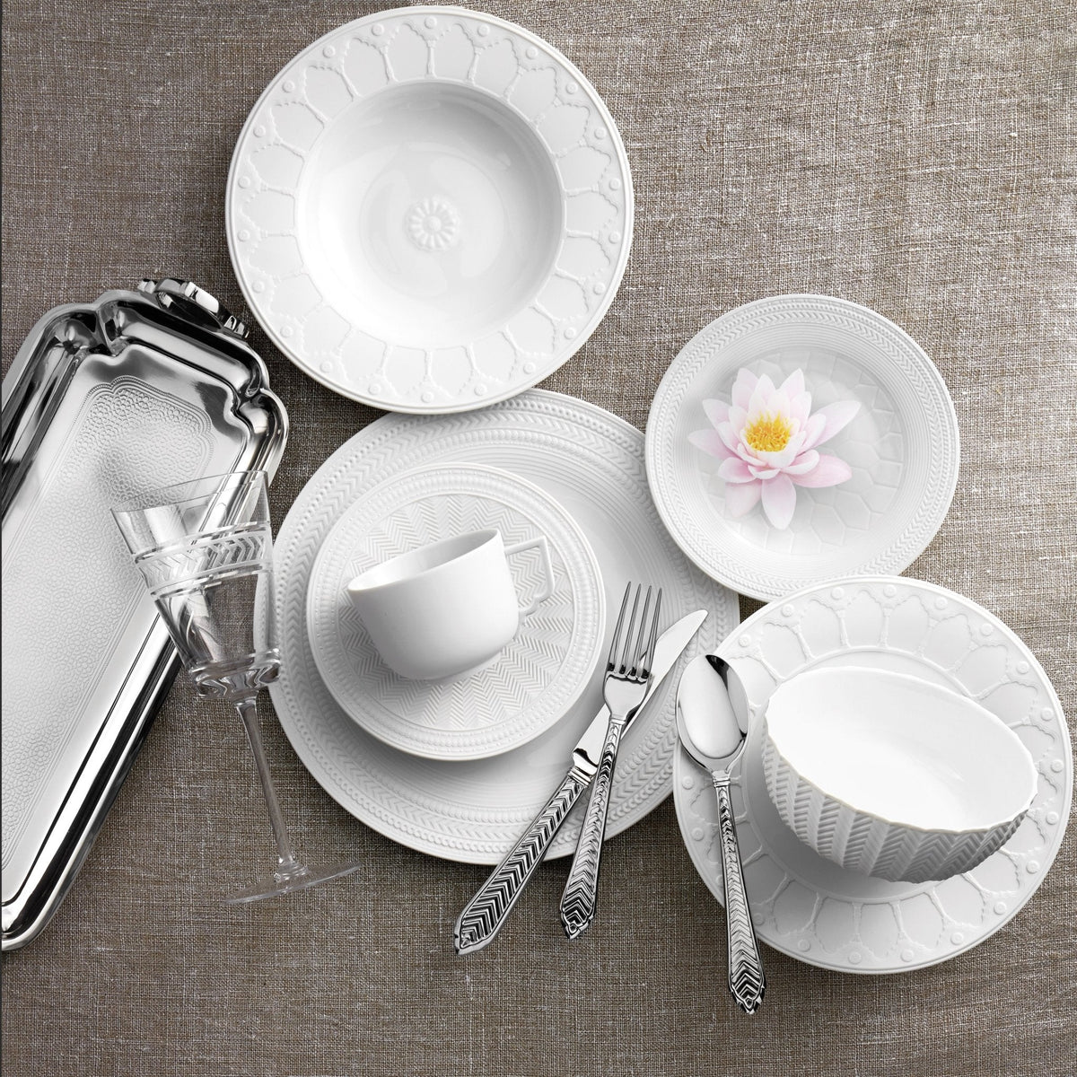 Palace Dinnerware